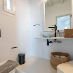 Giagermos House Dio Choria