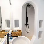 Giagermos House