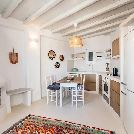 Giagermos House * Dio Choria