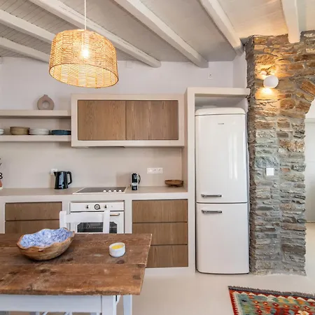 Giagermos House