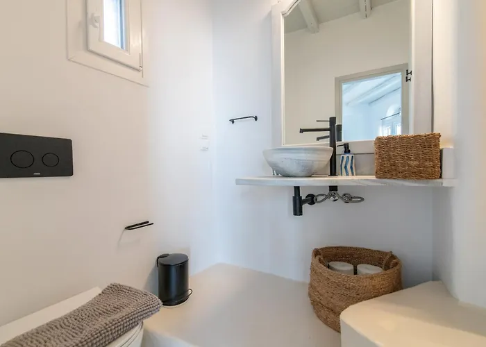 Giagermos House Dio Choria